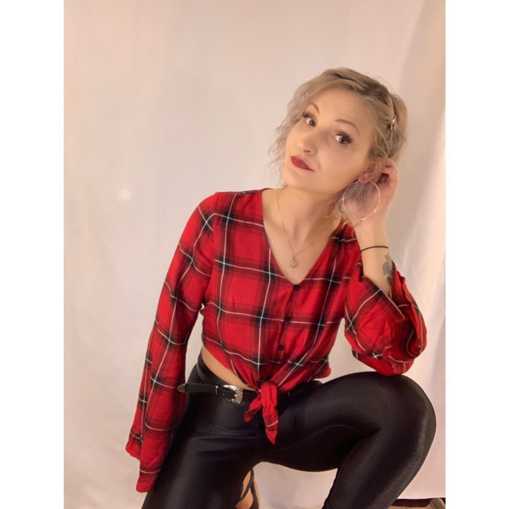Plaid Belle Sleeve Crop Top